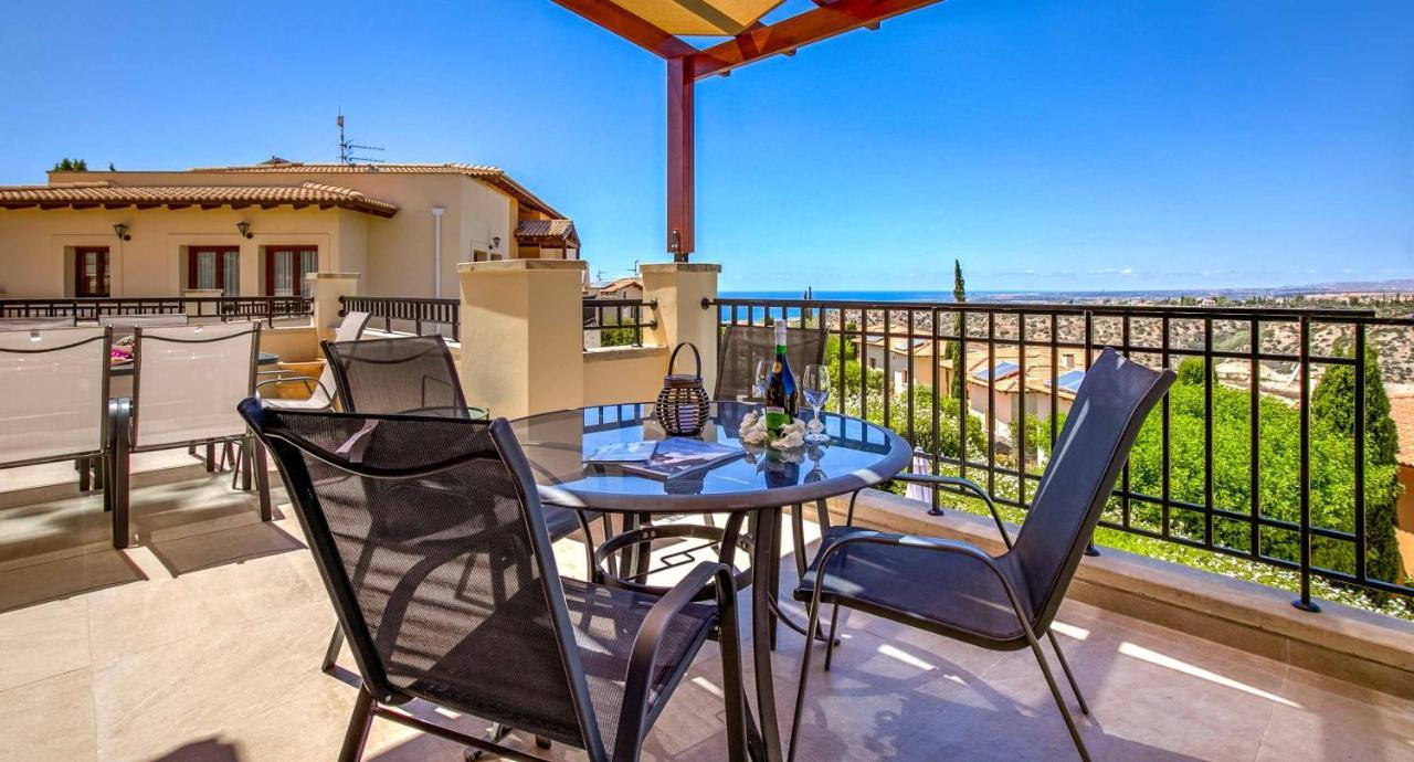 Modern Apartment Nz11 Large Balconies With Sea And Mountain Views Kouklia Eksteriør bilde